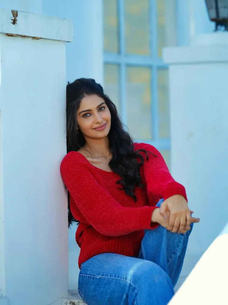 Manasa Varanasi Bio, Height, Weight, Age, Family, Career & More
