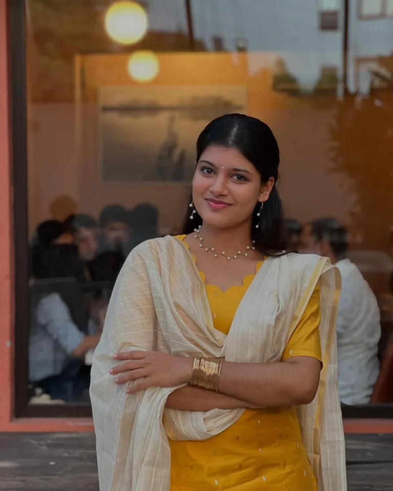 Monisha Blessy Bio, Height Weight, Age, Family, Career & More